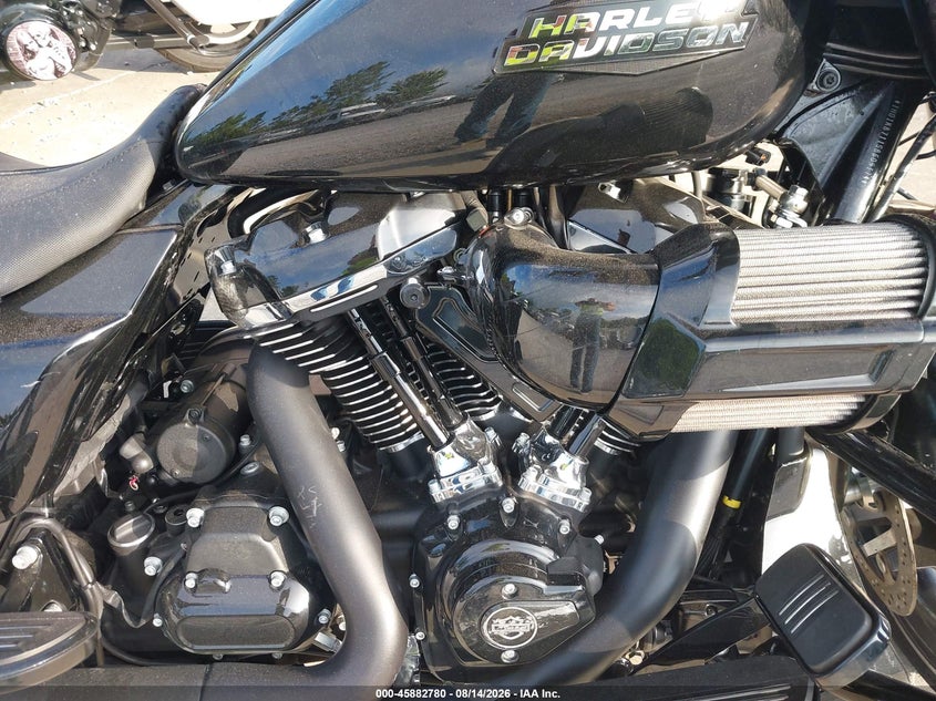 2025 Harley-davidson Street glide VIN 1HD1KB711SB605174 IAAI salvage auction — FRONT END, Wait Title, sold $8,600 on 2026-09-16 (photo 8)
