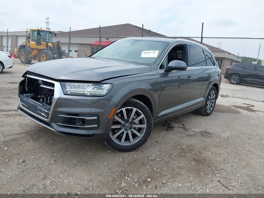 2019 Audi Q7 VIN WA1LAAF72KD032037 IAAI salvage auction — FRONT END, Clear (Wisconsin), sold $9,750 on 2026-09-02 (photo 2)