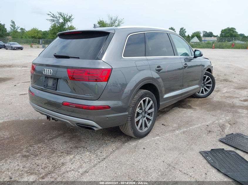 2019 Audi Q7 VIN WA1LAAF72KD032037 IAAI salvage auction — FRONT END, Clear (Wisconsin), sold $9,750 on 2026-09-02 (photo 4)
