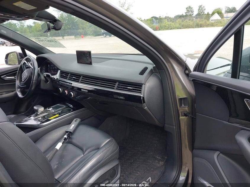 2019 Audi Q7 VIN WA1LAAF72KD032037 IAAI salvage auction — FRONT END, Clear (Wisconsin), sold $9,750 on 2026-09-02 (photo 5)