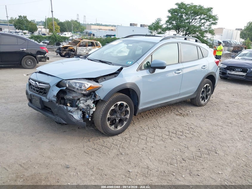 2022 Subaru Xv VIN JF2GTAPC1N8216932 IAAI salvage auction — LEFT FRONT, Salvage Title, sold $3,200 on 2026-09-30 (photo 2)