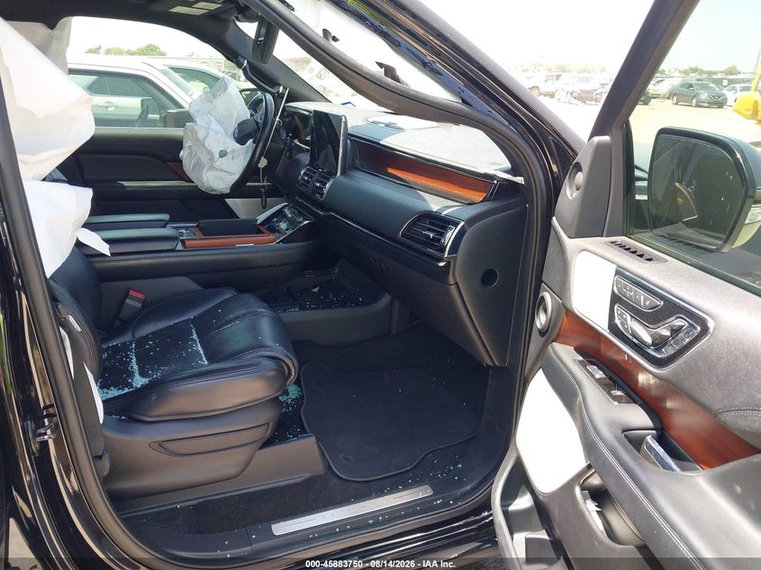 2021 Lincoln Navigator VIN 5LMJJ2KT4MEL01361 IAAI salvage auction — FRONT END, Wait Title, sold $8,500 on 2026-09-22 (photo 5)