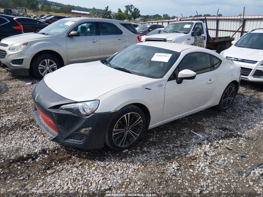 2013 Scion Fr-s VIN JF1ZNAA13D2712735 IAAI salvage auction — NORMAL WEAR, Clear (Arkansas), sold $700 on 2026-10-08 (photo 2)