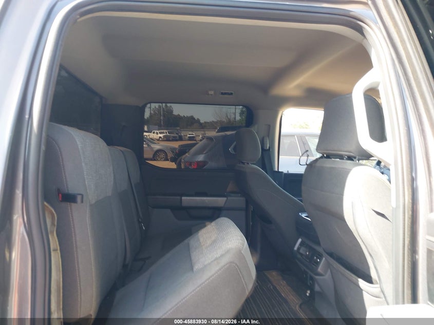 2022 Ford F-150 VIN 1FTFW1E52NFA27420 IAAI salvage auction — FRONT END, Wait Title, sold $10,500 on 2026-09-30 (photo 8)