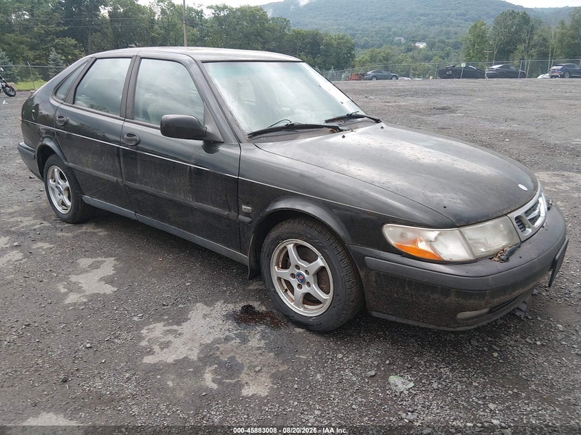 2001 Saab 9-3 VIN YS3DD55HX12055863 IAAI salvage auction — STORM DAMAGE, Salvage (New Jersey), sold $400 on 2026-09-24 (photo 1)