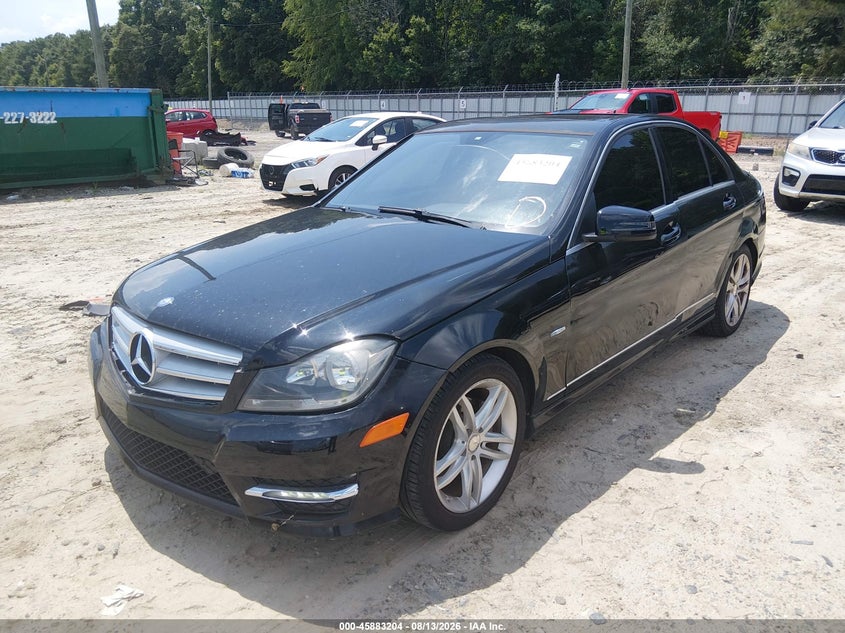 2013 Mercedes-benz C-klasse VIN WDDGF4HB8DA831231 IAAI salvage auction — LEFT SIDE, Wait Title, sold $750 on 2026-08-20 (photo 6)
