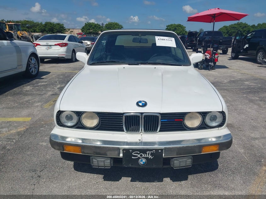 1989 BMW 3er VIN WBABB2306K8862022 IAAI salvage auction — NORMAL WEAR, Clear (Florida), sold $2,550 on 2026-08-20 (photo 6)
