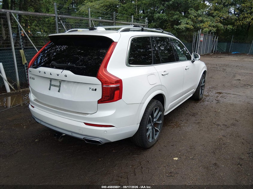 2016 Volvo Xc90 VIN YV4A22PK1G1045290 IAAI salvage auction — NORMAL WEAR, Clear (Virginia), sold $5,475 on 2026-08-20 (photo 4)