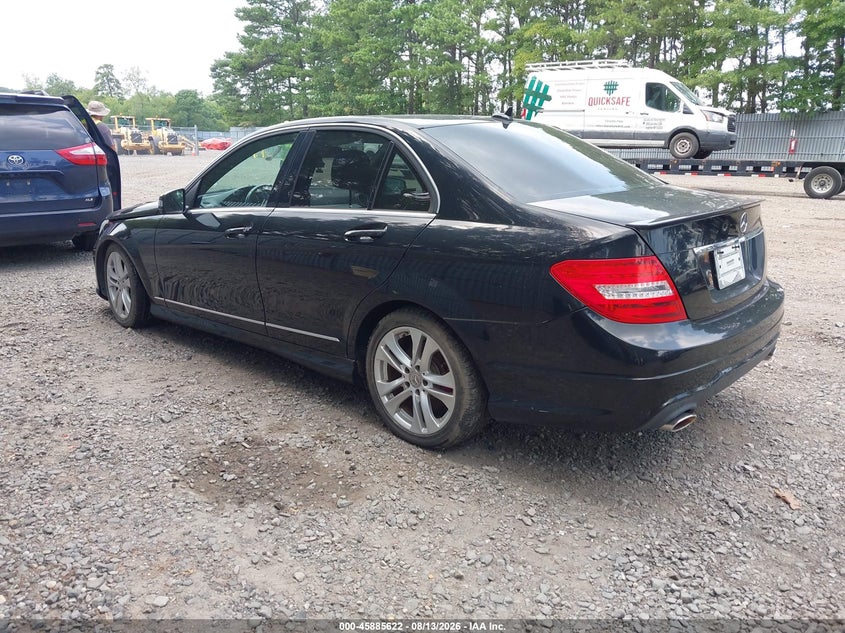 2013 Mercedes-benz C-klasse VIN WDDGF8AB0DR269196 IAAI salvage auction — FRONT END, Clear (New Jersey), sold $875 on 2026-08-19 (photo 3)