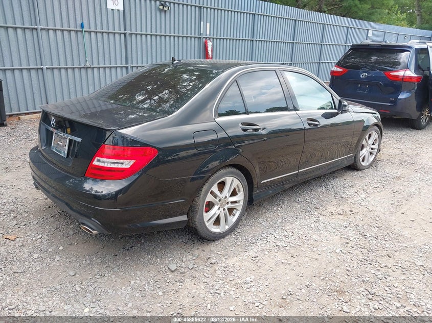2013 Mercedes-benz C-klasse VIN WDDGF8AB0DR269196 IAAI salvage auction — FRONT END, Clear (New Jersey), sold $875 on 2026-08-19 (photo 4)
