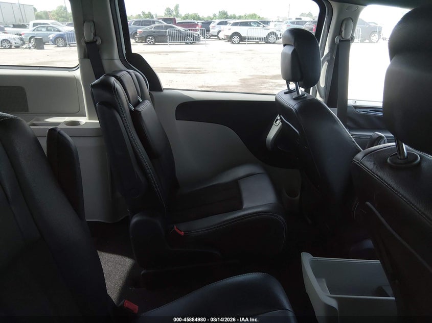 2019 Dodge Caravan VIN 2C4RDGCG1KR513456 IAAI salvage auction — FRONT END, Wait Title, sold $2,400 on 2026-09-02 (photo 8)