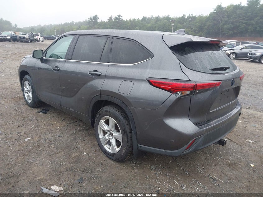 2021 Toyota Highlander VIN 5TDBBRCH1MS536628 IAAI salvage auction — RIGHT SIDE, Salvage (Massachusetts), sold $16,300 on 2026-10-16 (photo 3)