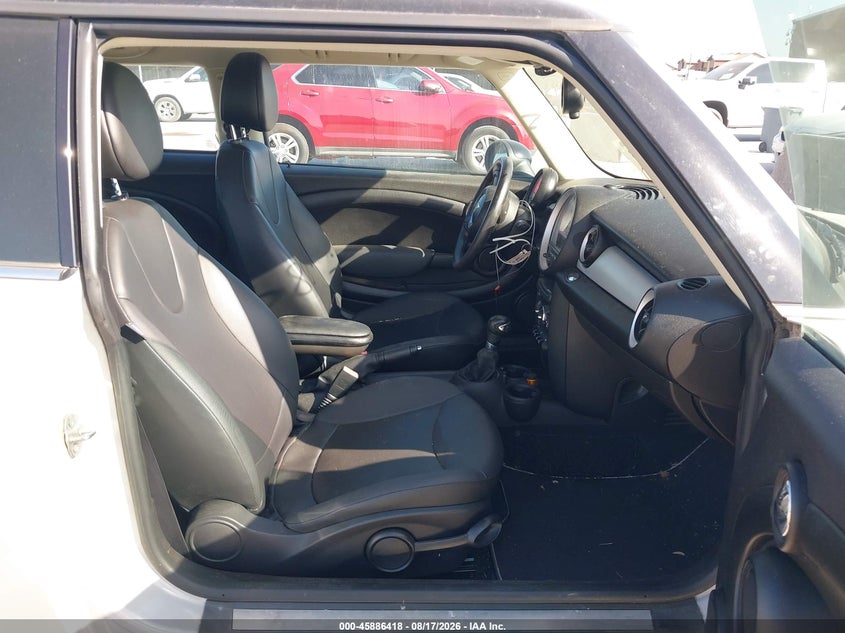 2012 Mini Cooper VIN WMWSU3C55CT262148 IAAI salvage auction — WATER/FLOOD, Salvage Title, sold $525 on 2026-09-23 (photo 5)