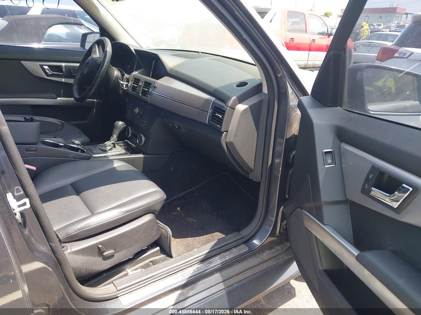 2010 Mercedes-benz Glk-klasse VIN WDCGG8HB7AF275128 IAAI salvage auction — NORMAL WEAR, Clear (Tennessee), sold $525 on 2026-08-20 (photo 5)
