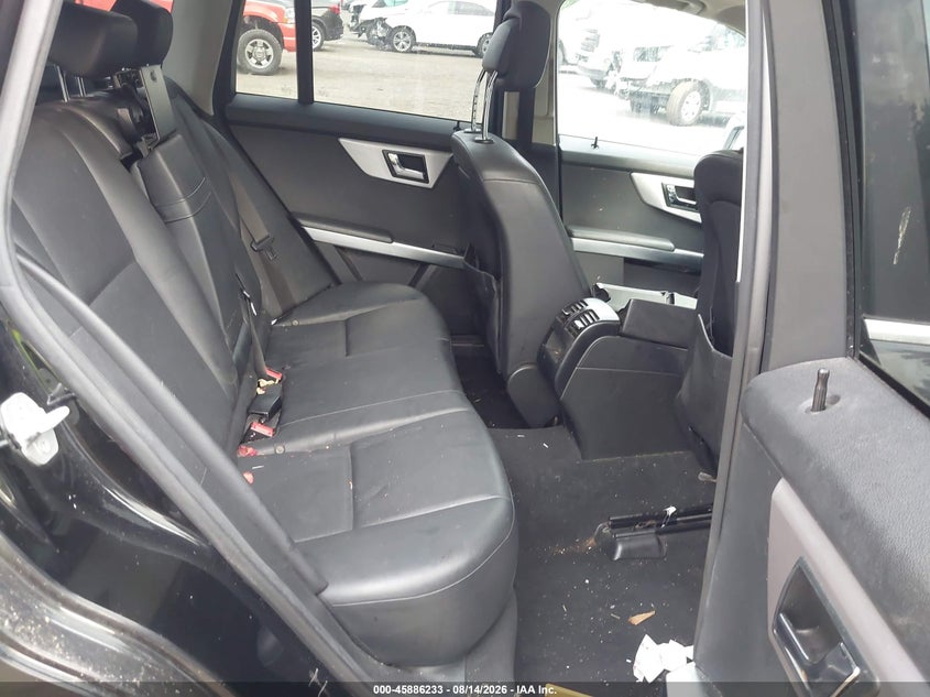 2010 Mercedes-benz Glk-class VIN WDCGG8HB4AF294364 IAAI salvage auction — NORMAL WEAR, Clear (Maryland), sold $1,850 on 2026-08-19 (photo 8)