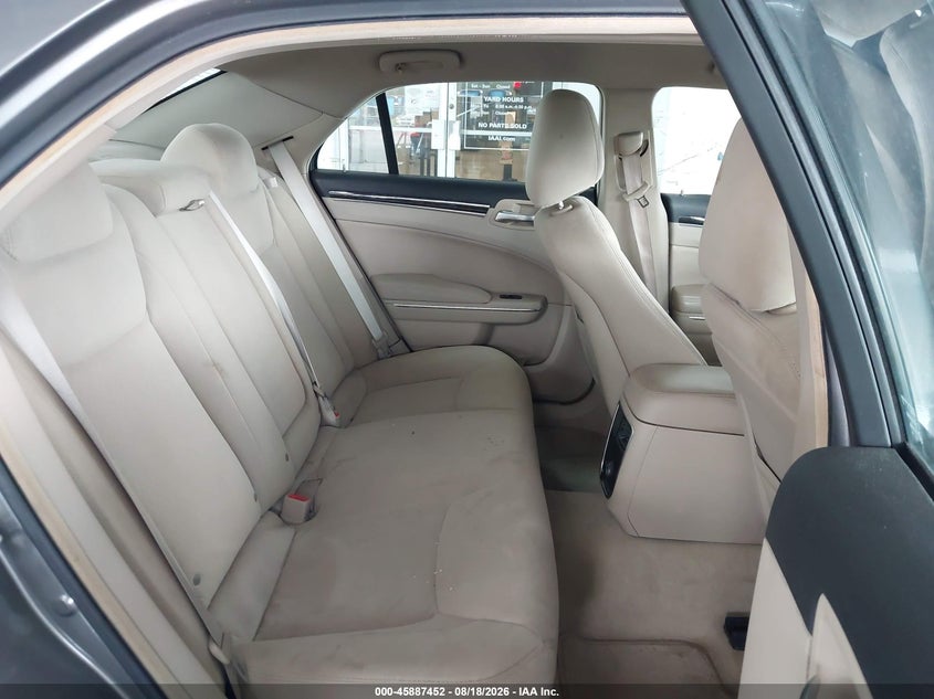 2012 Chrysler 300 VIN 2C3CCAAG1CH138463 IAAI salvage auction — NORMAL WEAR, Clear (Florida), sold $775 on 2026-09-16 (photo 8)