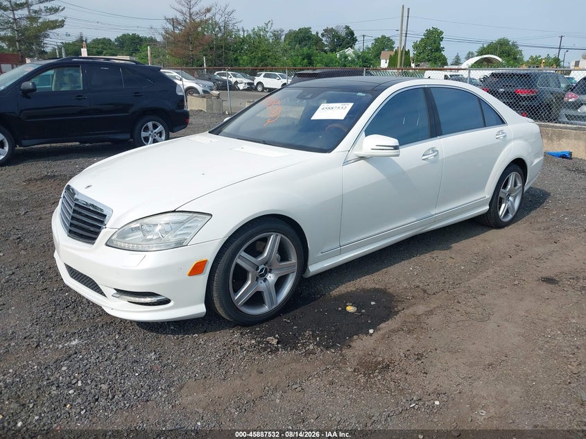 2010 Mercedes-benz S class VIN WDDNG8GB3AA328442 IAAI salvage auction — FRONT END, Clear (New York), sold $5,300 on 2026-08-17 (photo 2)