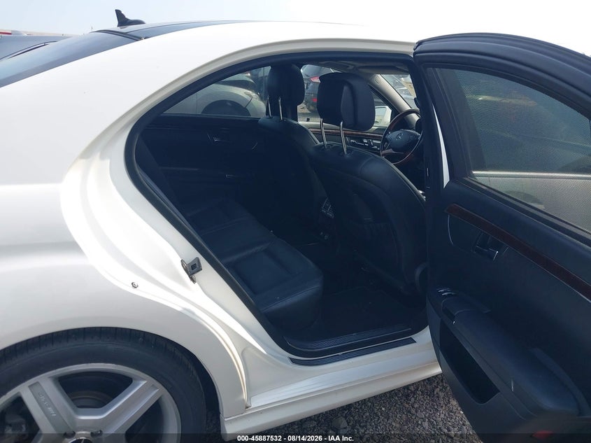 2010 Mercedes-benz S class VIN WDDNG8GB3AA328442 IAAI salvage auction — FRONT END, Clear (New York), sold $5,300 on 2026-08-17 (photo 8)