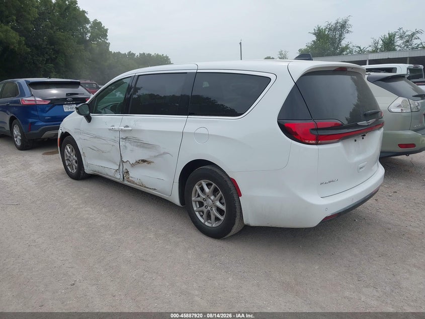 2026 Chrysler Pacifica VIN 2C4RC1BG4TR212831 IAAI salvage auction — LEFT SIDE, Enterprise Vehicles Clear Only (Minnesota), sold $17,900 on 2026-08-19 (photo 3)