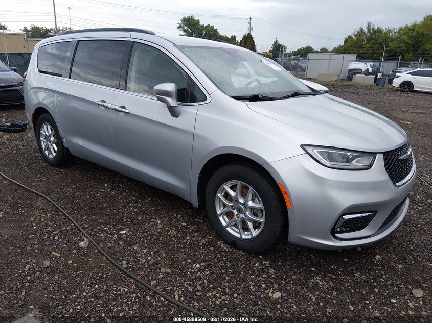 2022 Chrysler Pacifica VIN 2C4RC1BG7NR197082 IAAI salvage auction — WATER/FLOOD, Salvage (Ohio), sold $4,100 on 2026-08-27 (photo 1)