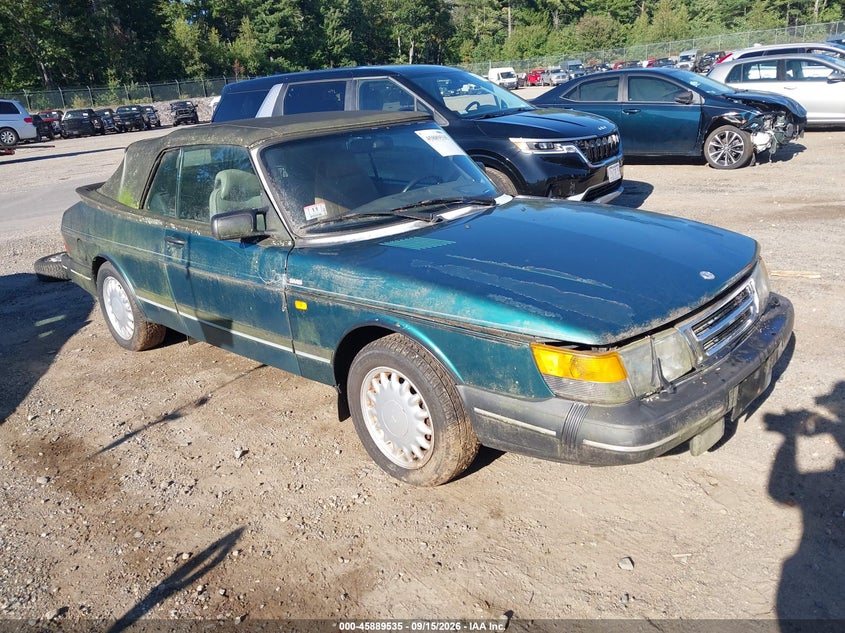1992 Saab 900 VIN YS3AK75E8N7002842 IAAI salvage auction — NORMAL WEAR, Clear (Massachusetts), sold $400 on 2026-09-18 (photo 1)
