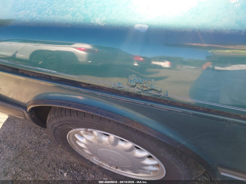 1992 Saab 900 VIN YS3AK75E8N7002842 IAAI salvage auction — NORMAL WEAR, Clear (Massachusetts), sold $400 on 2026-09-18 (photo 6)