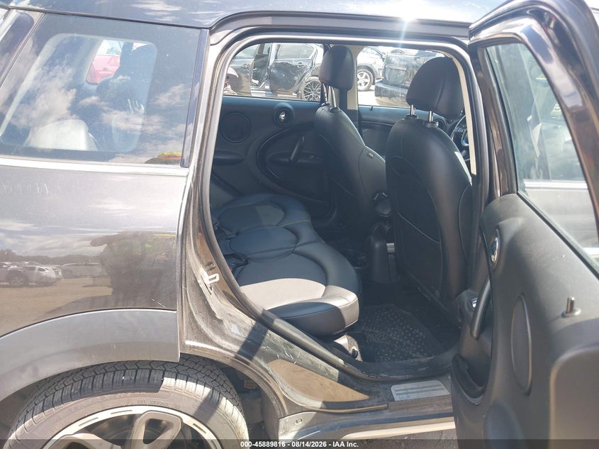 2015 Mini Countryman VIN WMWZC5C52FWP43426 IAAI salvage auction — NORMAL WEAR, Wait Title, sold $1,275 on 2026-09-13 (photo 8)