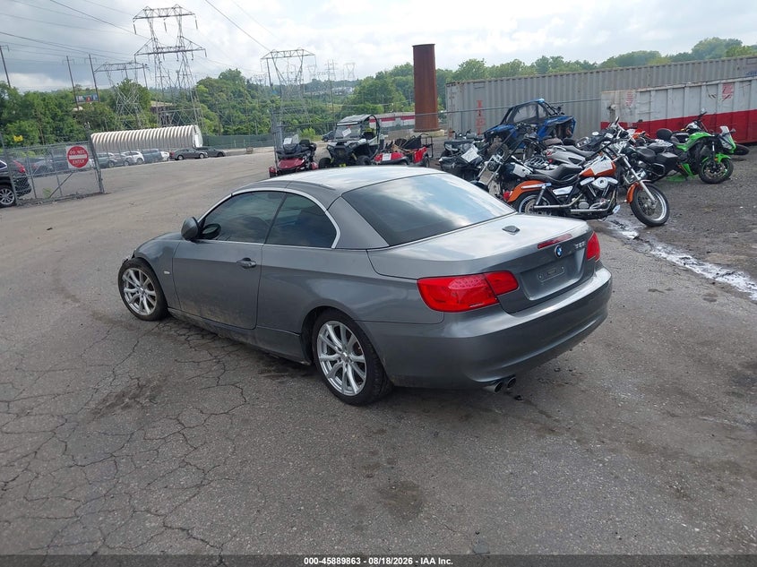 2013 BMW 3 series VIN WBADW3C59DJ526195 IAAI salvage auction — LEFT FRONT, Salvage (Pennsylvania), sold $1,900 on 2026-09-11 (photo 3)
