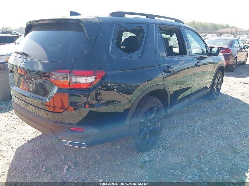 2025 Honda Pilot VIN 5FNYG1H93SB099571 IAAI salvage auction — STORM DAMAGE, Clear Claim Paid (Wisconsin), sold $21,000 on 2026-09-03 (photo 4)