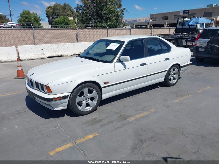 1995 BMW 5er VIN WBAHE6328SGF30764 IAAI salvage auction — NORMAL WEAR, Clear - Dealer Only (California), sold $10,250 on 2026-08-24 (photo 2)