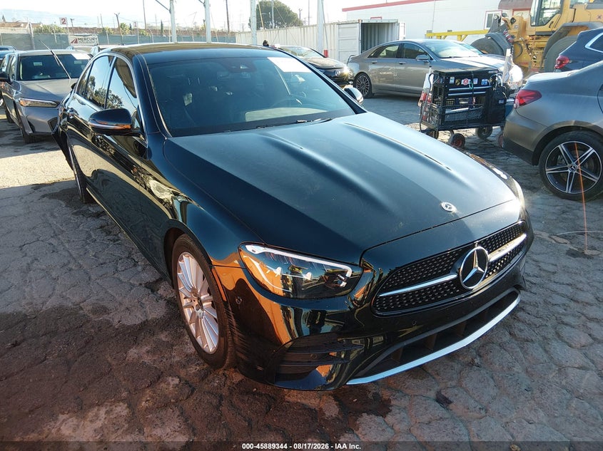 2022 Mercedes-benz E-klasse VIN W1KZF8DB3NB080136 — IAAI salvage auction photo
