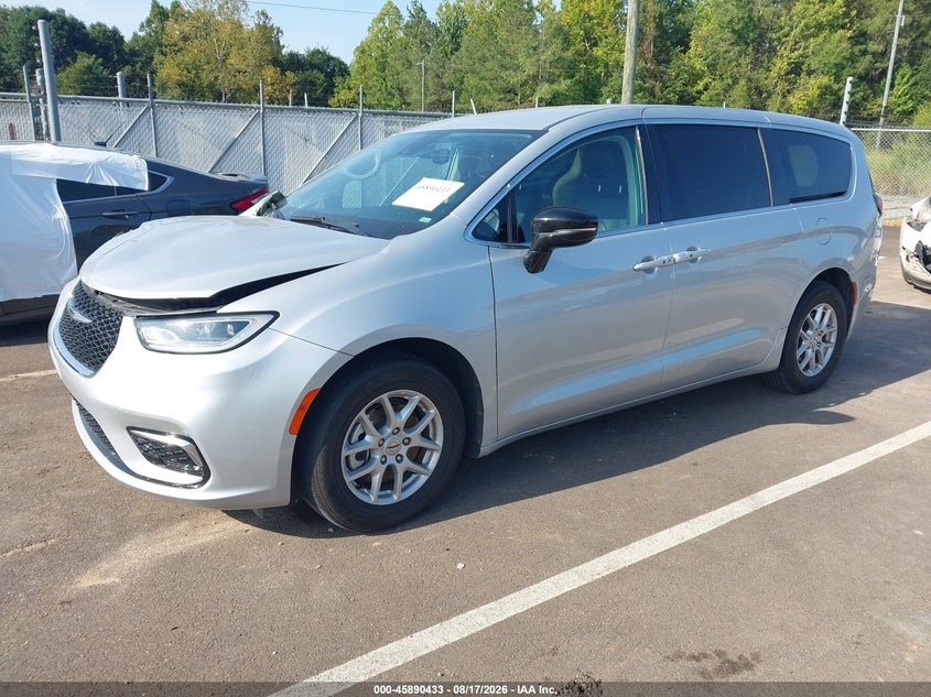 2024 Chrysler Pacifica VIN 2C4RC1BGXRR129221 IAAI salvage auction — RIGHT FRONT, Wait Title, sold $4,700 on 2026-09-07 (photo 2)