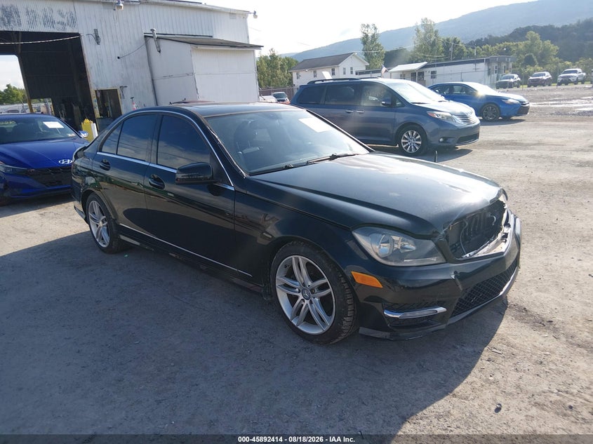2012 Mercedes-benz C class VIN WDDGF8BB5CR203109 IAAI salvage auction — NORMAL WEAR, Clear (Pennsylvania), sold $1,850 on 2026-08-19 (photo 1)