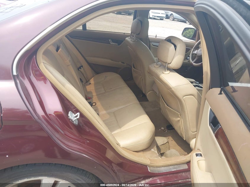 2008 Mercedes-benz C-klasse VIN WDDGF81X48F063396 IAAI salvage auction — NORMAL WEAR, Clear (Pennsylvania), sold $225 on 2026-08-21 (photo 8)