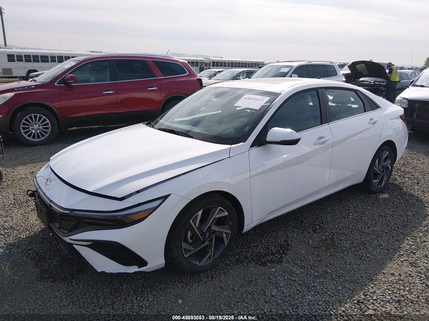 2025 Hyundai Elantra VIN KMHLN4DJ5SU168359 IAAI salvage auction — NORMAL WEAR, Salvage Title, sold $9,200 on 2026-08-22 (photo 2)