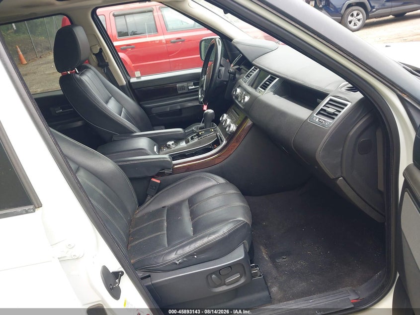 2011 Land rover Range rover sport VIN SALSK2D44BA287523 IAAI salvage auction — NORMAL WEAR, Clear (Maryland), sold $1,000 on 2026-09-08 (photo 5)