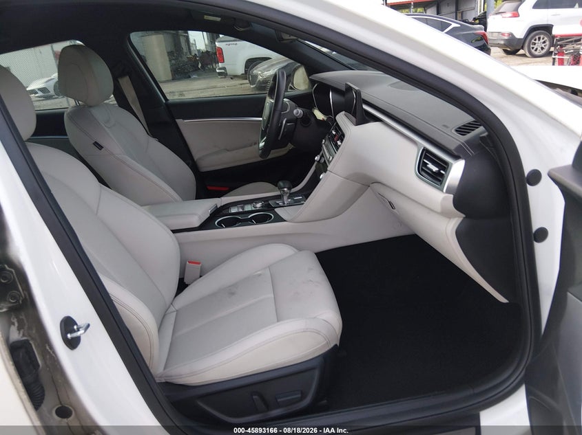 2025 Genesis G70 VIN KMTG34SC0SU151342 IAAI salvage auction — EXTERIOR BURN, Salvage (Louisiana), sold $11,200 on 2026-09-05 (photo 5)