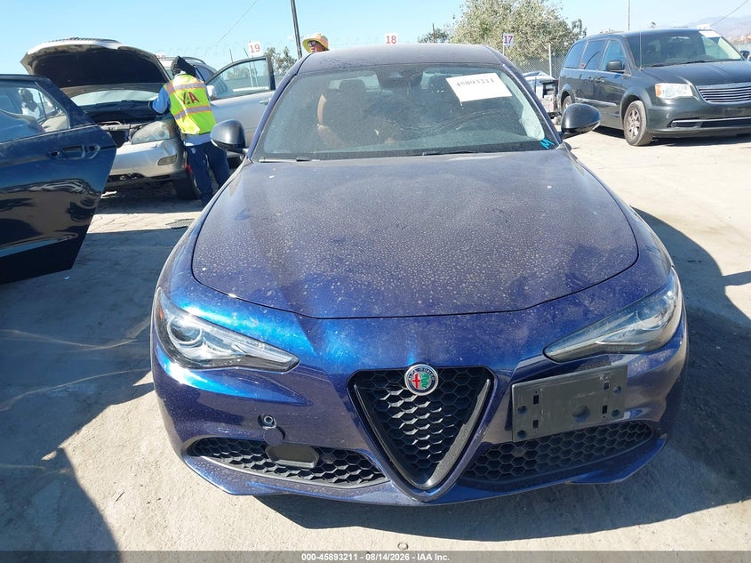 2020 Alfa romeo Giulia VIN ZARFAMAN2L7637031 IAAI salvage auction — UNKNOWN, App For Dup Clear (California), sold $2,550 on 2026-08-19 (photo 6)