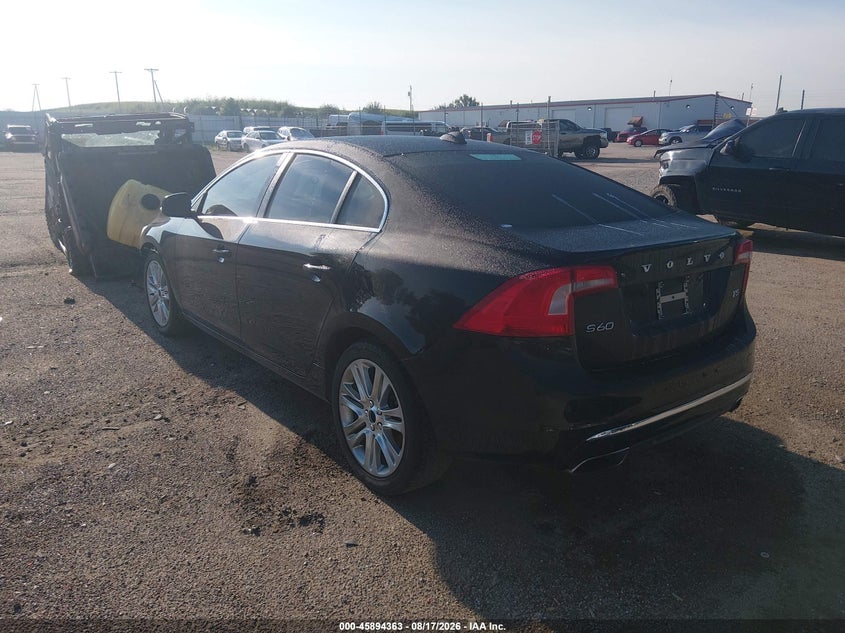 2017 Volvo VIN LYV402HK5HB153605 IAAI salvage auction — FRONT END, Wait Title, sold $2,500 on 2026-10-02 (photo 3)