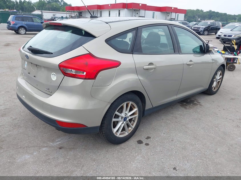 2016 Ford Focus VIN 1FADP3K22GL338446 IAAI salvage auction — NORMAL WEAR, Clear (District Of Columbia), sold $525 on 2026-08-25 (photo 4)