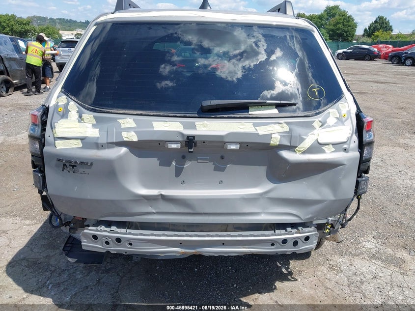 2025 Subaru Forester VIN JF2SLDDC2SH488353 IAAI salvage auction — REAR END, Salvage (Pennsylvania), sold $12,300 on 2026-08-26 (photo 6)