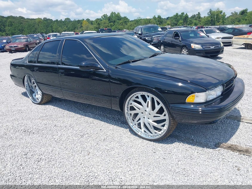 1996 Chevrolet Caprice VIN 1G1BL52P1TR132118 — IAAI salvage auction photo