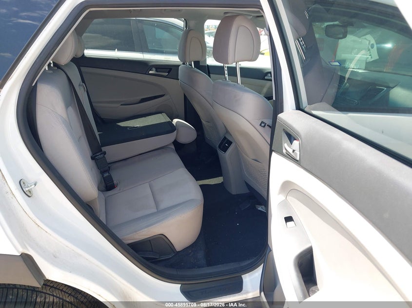 2018 Hyundai Tucson VIN KM8J33A23JU773676 IAAI salvage auction — NORMAL WEAR, Original (Texas), sold $3,875 on 2026-09-01 (photo 8)