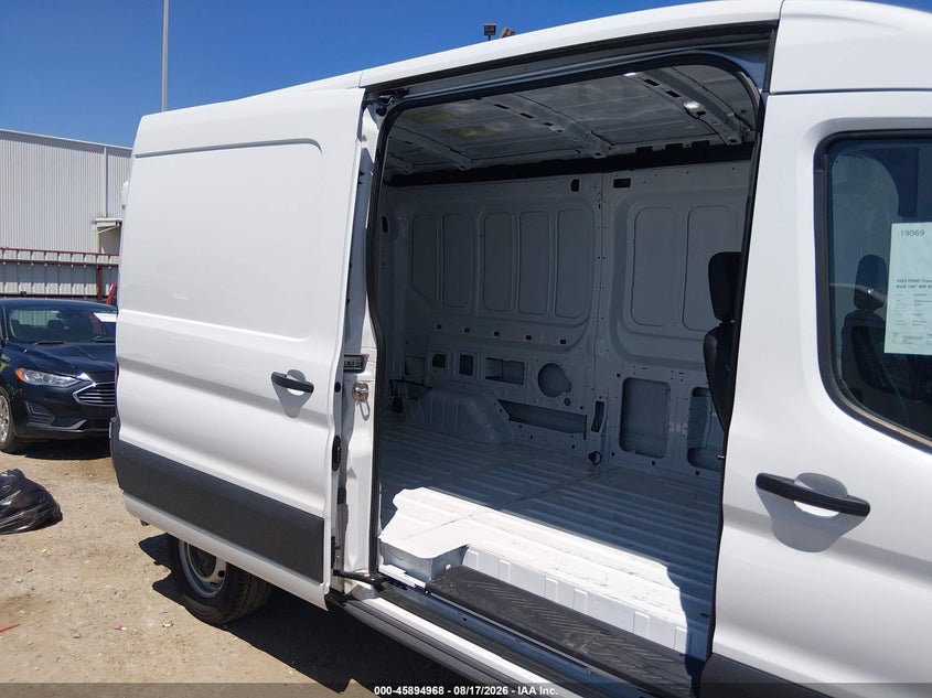 2025 Ford Transit VIN 1FTBR1C84SKB18095 IAAI salvage auction — FRONT & REAR, Enterprise Vehicles Clear Only (Texas), sold $25,950 on 2026-08-20 (photo 8)