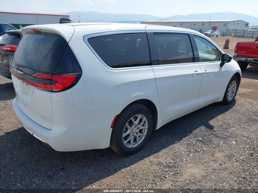 2025 Chrysler Pacifica VIN 2C4RC1BG6SR581639 IAAI salvage auction — LEFT SIDE, Enterprise Vehicles Clear Only (California), sold $17,850 on 2026-08-19 (photo 4)