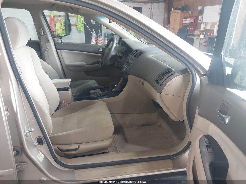 2007 Honda Accord VIN 1HGCM56177A149669 IAAI salvage auction — LEFT FRONT, Clear (New York), sold $2,000 on 2026-09-11 (photo 5)