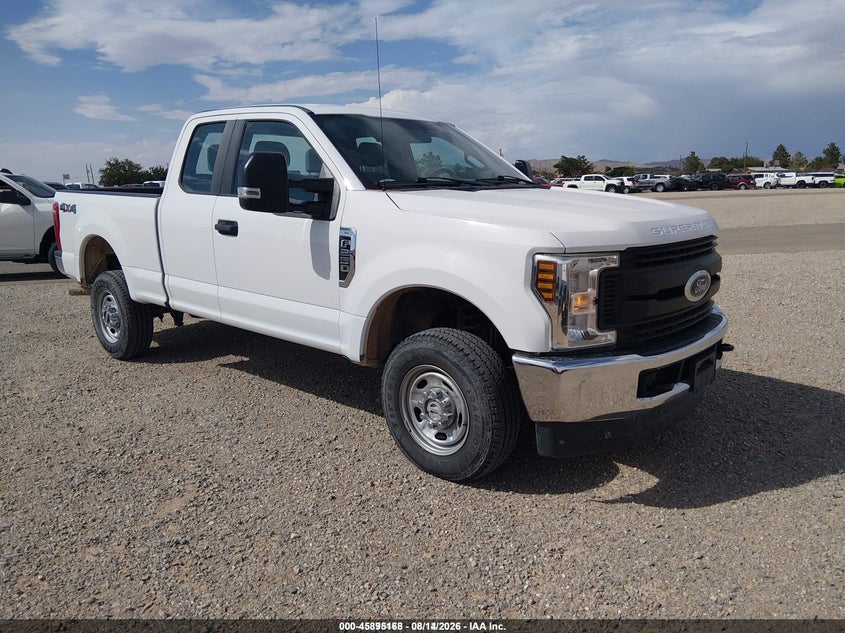 2018 Ford F-250 VIN 1FT7X2B64JEC69954 — IAAI salvage auction photo