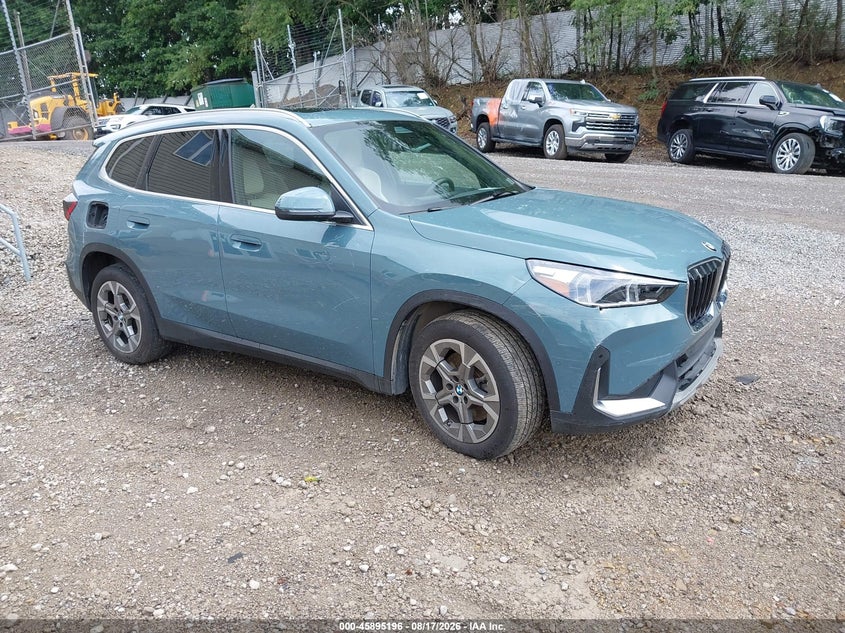 2023 BMW X1 VIN WBX73EF07P5W02839 — IAAI salvage auction photo