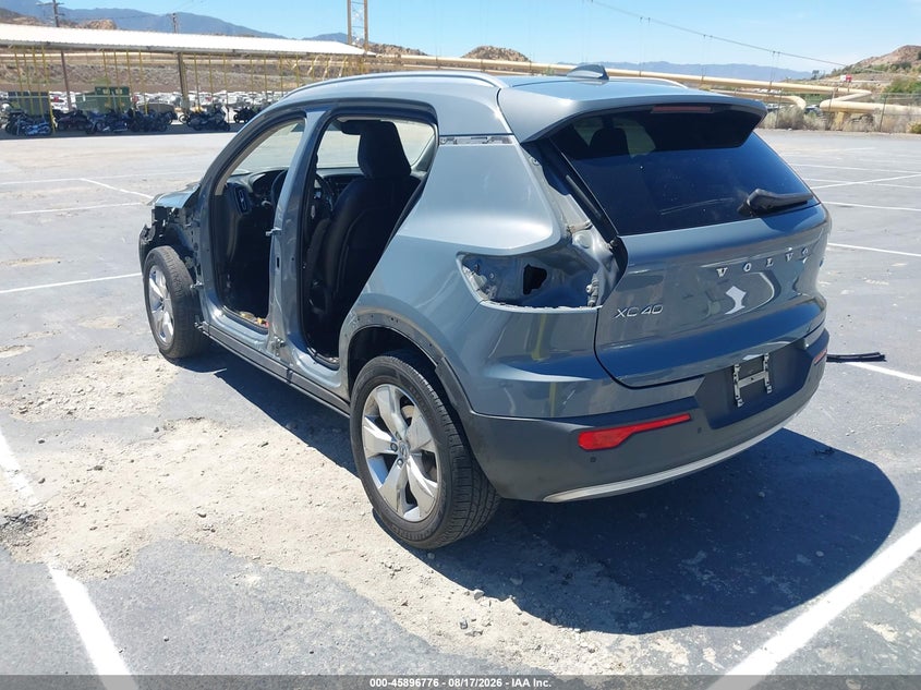 2021 Volvo Xc40 VIN YV4AC2HK7M2604519 IAAI salvage auction — LEFT SIDE, Salvage (California), sold $5,050 on 2026-08-24 (photo 3)