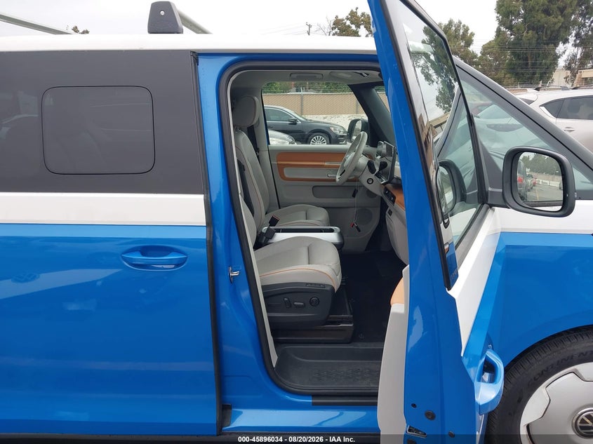 2025 Volkswagen Id.buzz VIN WVG5WVEB8SH014109 IAAI salvage auction — FRONT END, Wait Title, sold $22,300 on 2026-09-14 (photo 5)